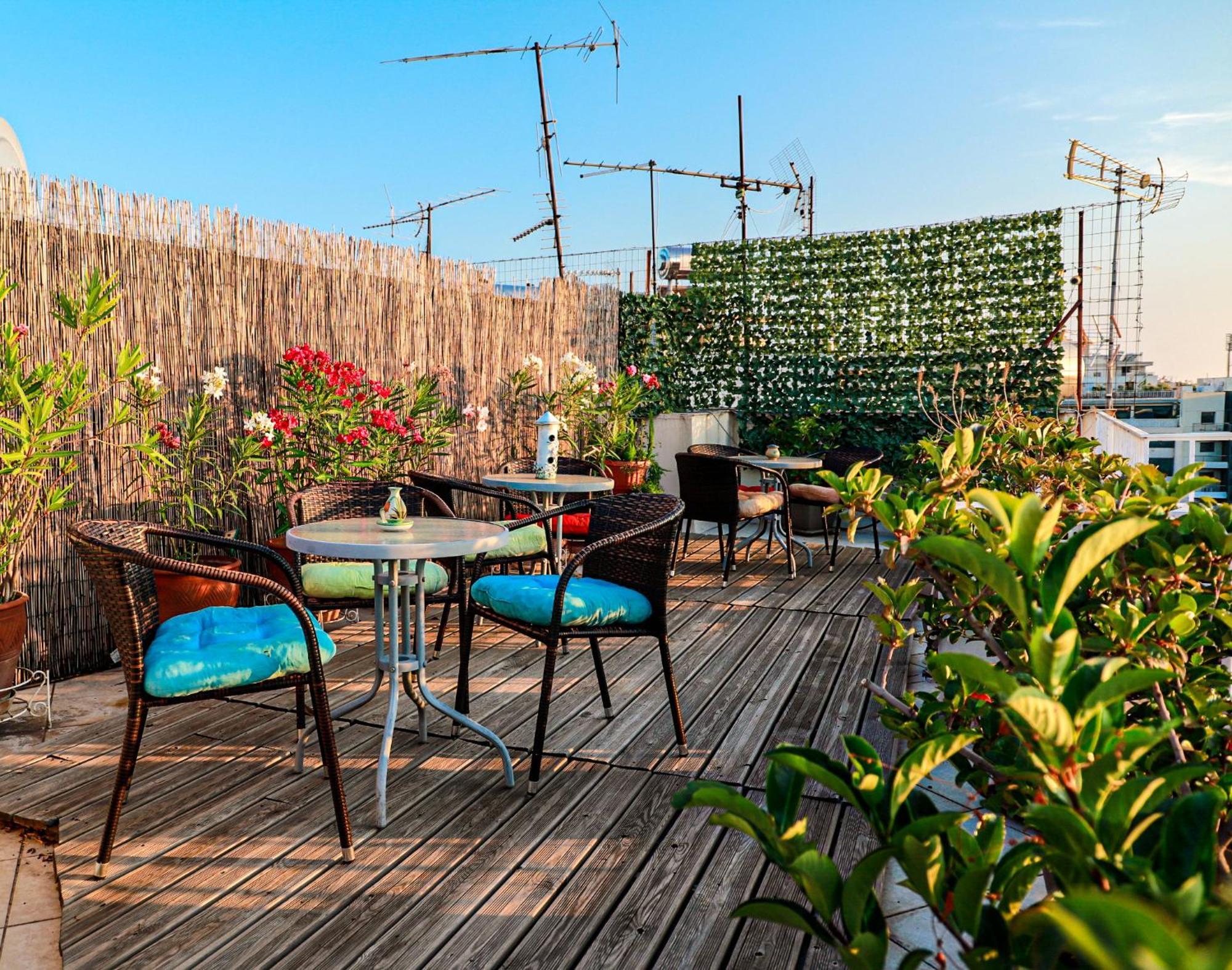 Renovated Apartment With Roof Garden Access, 15 M Walk To Acropolis Aten Exteriör bild